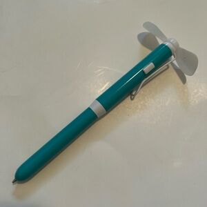 Daisaku MAGICOOL novelty Fun Pen Ballpoint with Cooling fan Teal blue Japan